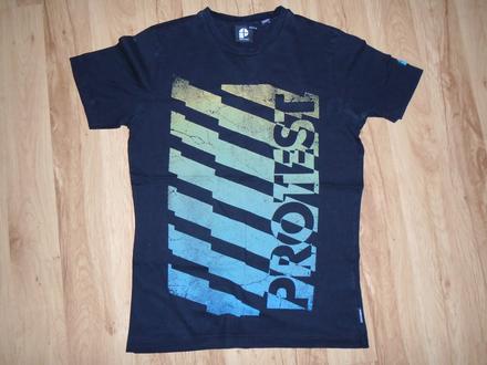 Znackove tricko protest, m