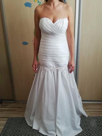 Spoločenské  šaty, 40