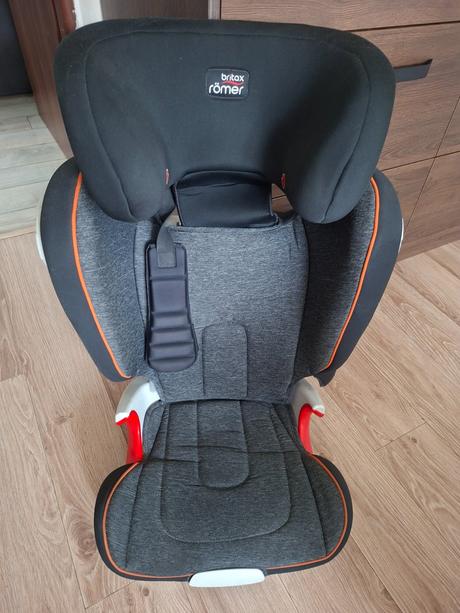 Autosedacka, britax