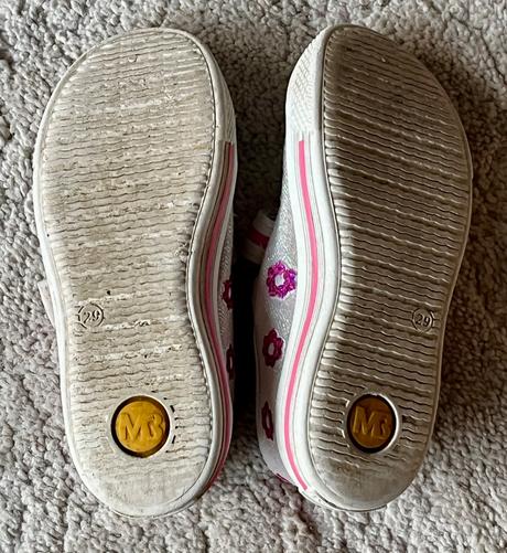 Trblietave platenky s kvietkami, 29