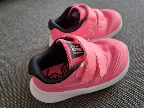 Tenisky zn. nike veľ. 22 pre dievčatko, nike,22