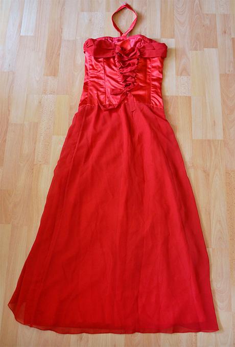 Cervene plesove saty, vel. s, s