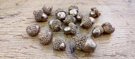 Aplikácia ozdobná - žaluď - zlatý,