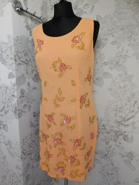 Velmi pekne saty, 40