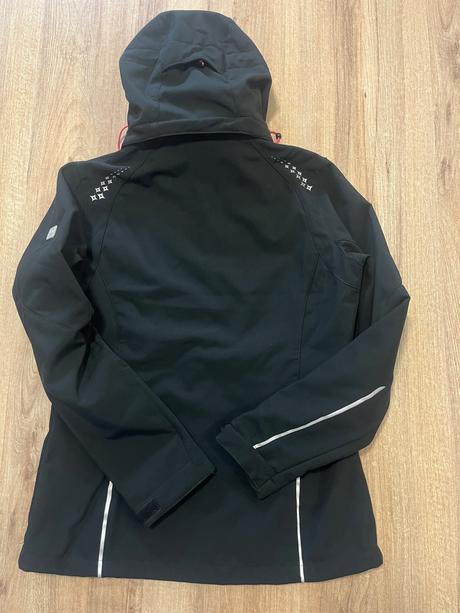 Softshelová turisticka bunda, s