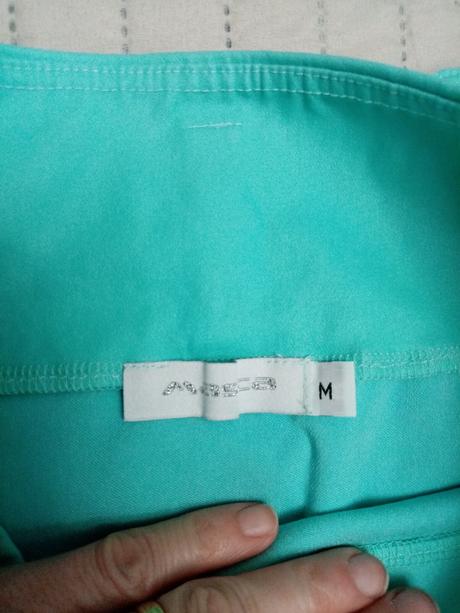 Elastická kozenková mini sukna zn. masca, m