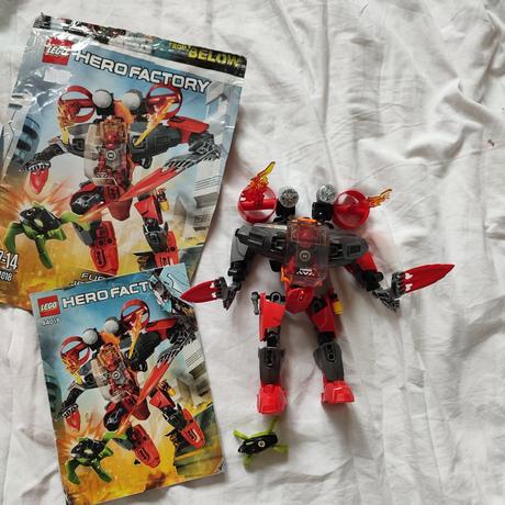 Lego hero factory, 