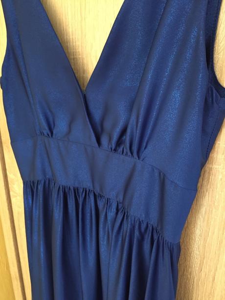 Spoločenské šaty, 36