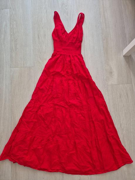 Lahucke letne saty, calzedonia,s