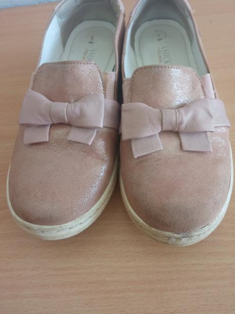 Mašličkove koženne perletove poltopánky, lasocki,34