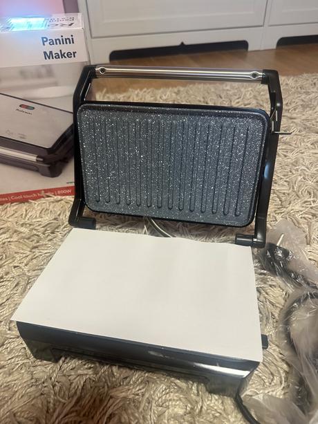 Kontaktný gril rohnson r-2105 panini maker,