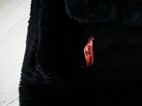 Minimálne nosená bundička, 164