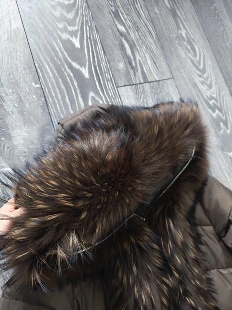 Zimna paperova bunda s bohatou pravou kozusinou, m