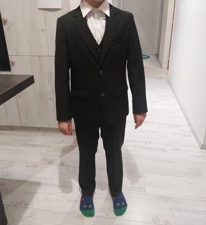 Chlapčenský oblek, 140