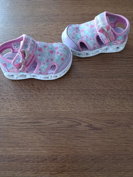 Skechers, skechers,24