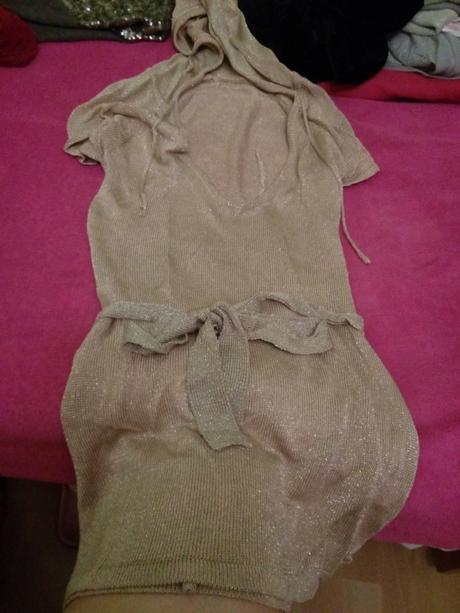 Zlaty top s kapucnou, 38