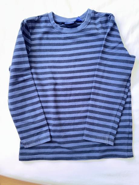 2x teple tričko 122/128, lupilu,128