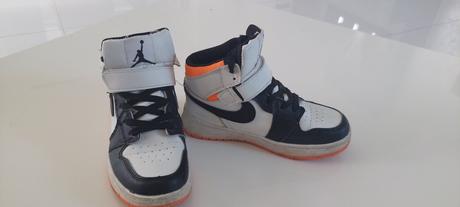 Detske botasky, air jordan,33
