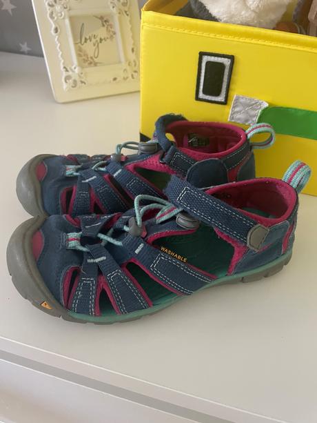 Turisticke sandale, keen,32