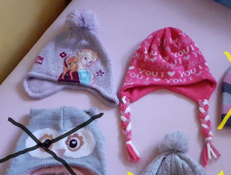 Sada čiapok na 2 až 6 rokov - 2 ks, 98