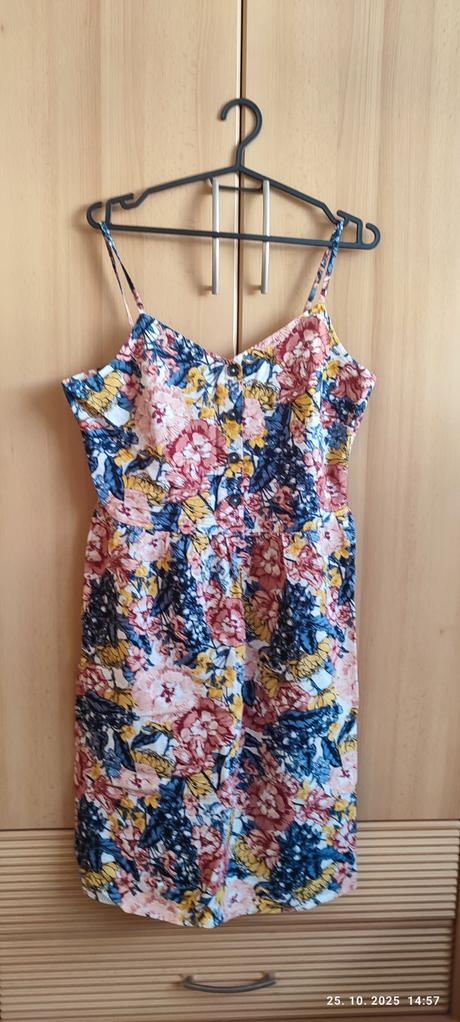 Ľanové saty, esmara,42