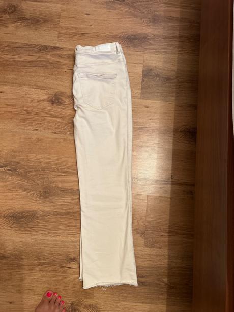 Kvalitne smotanove nohavice m-l 32, vero moda,38