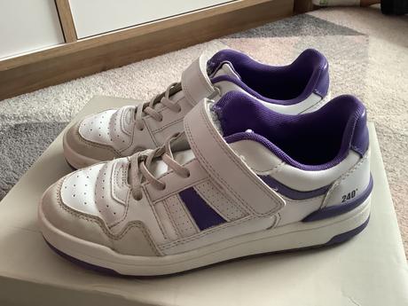 Botasky deichman, deichmann,35