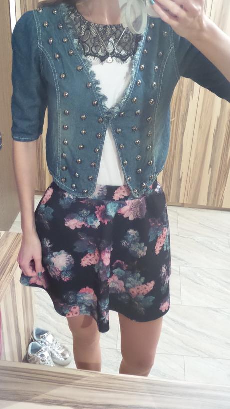 Tenká riflová vybíjaná bundička/bolerko, s