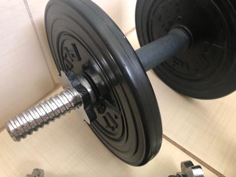 Posilovací set lavica + činky, 