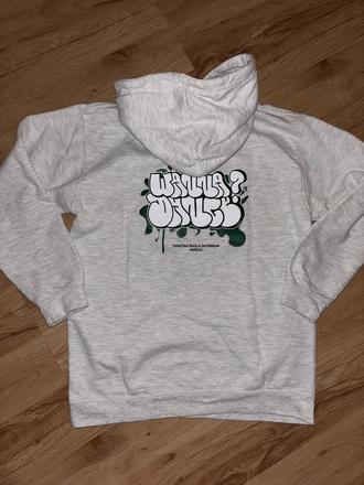 Mikina outbreak 146/152, 152