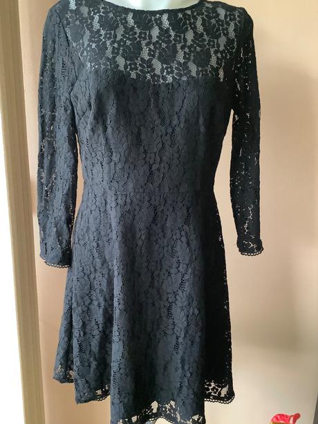 Krajkové šaty jack wills, 40