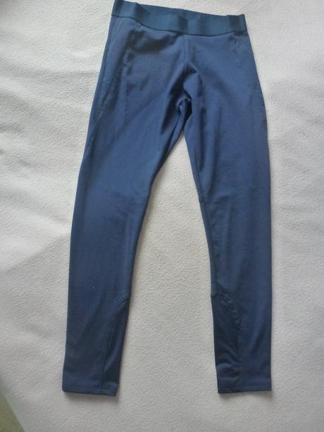 Hrubšie športové legíny, decathlon,152