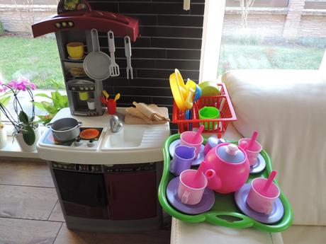 Kuchynka smoby + riady, 