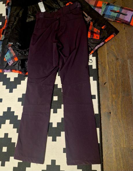 Krasna lyziarska suprava foxi/authority v.xs/s, authority,m