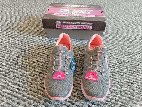 Nové botasky /poštovné v cene/, skechers,38