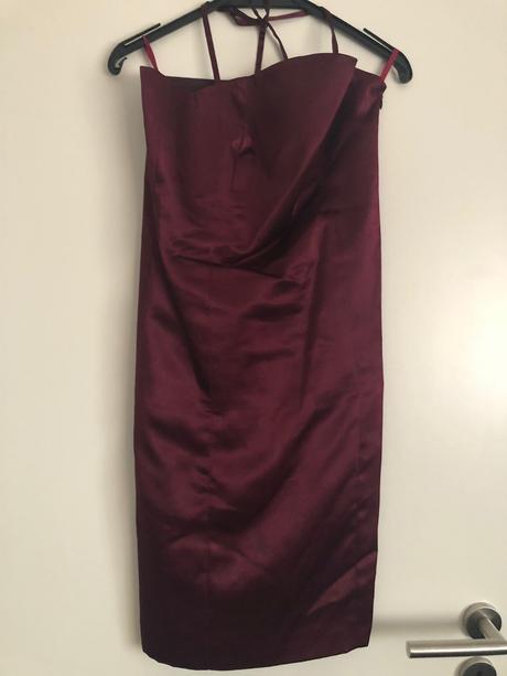 Spolocnenske saty, xs