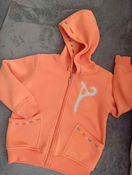 Mikiny 122/128, f&f,122