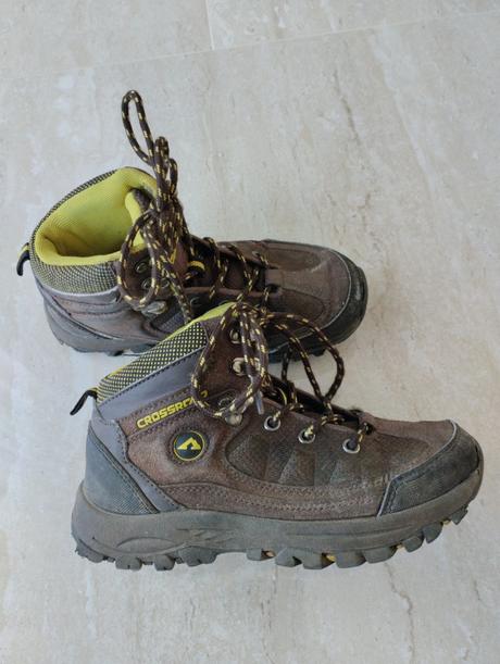 Turistické topánky, 33