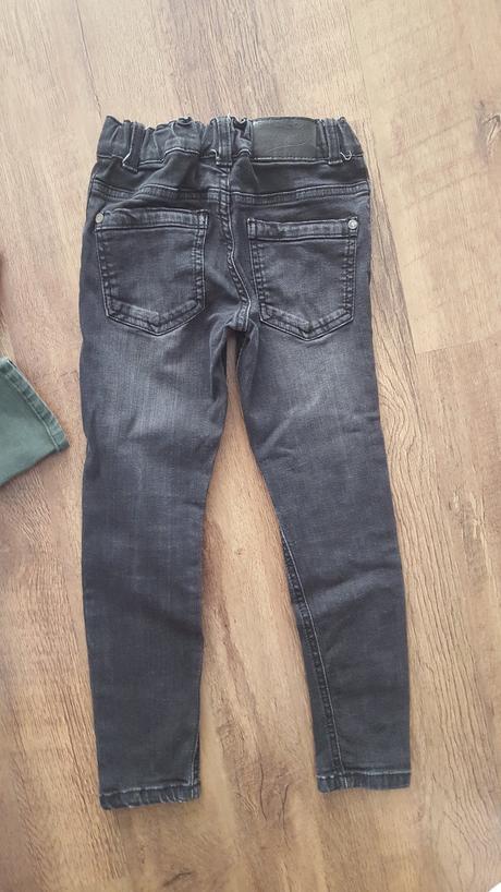 Rozne oblecenie, 104–116