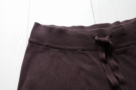 Mäkké vrúbkované nohavice chicoree, m