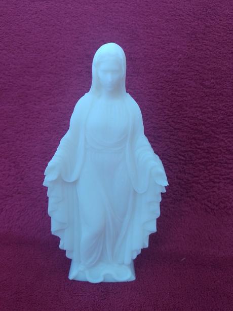 Dekorácie zo sójového vosku rozne, 