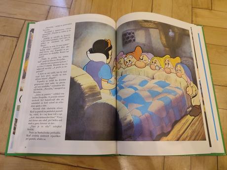 Walt disney zelená,