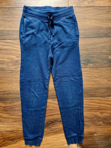 Málo nosené tepláky, h&m,152