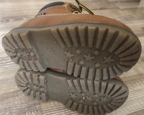 Oteplené topánočky, fila,22