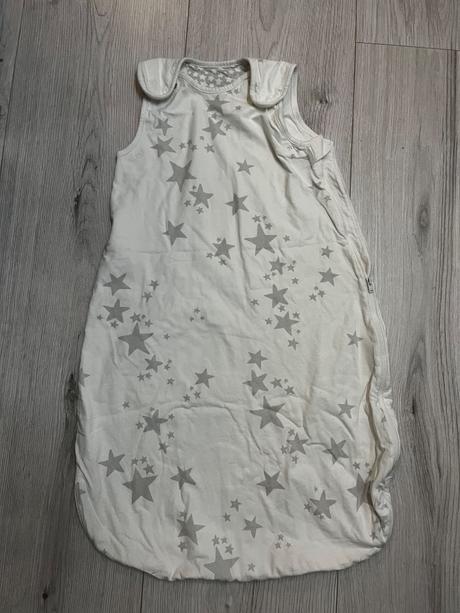 Krémový tenký spací vak, next