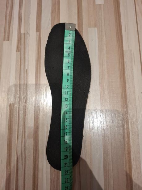 Snehule 34, vnútorná dĺžka 21,5, quechua,34