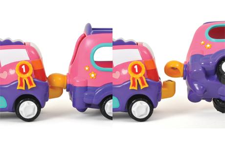 Auto s prívesom na prevoz koníkov poppy,