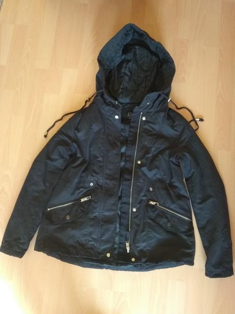 Prechodná bunda, 38