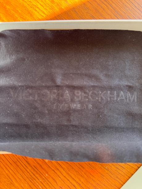 Puzdro na okuliare victoria beckham, 
