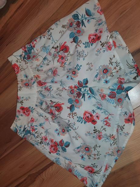 Nádherné šortky xs, xs